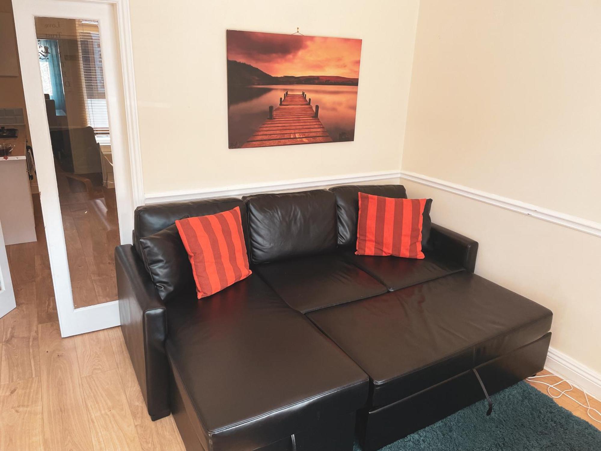 The Victoria - Quaint Victorian With Free Parking Apartment *