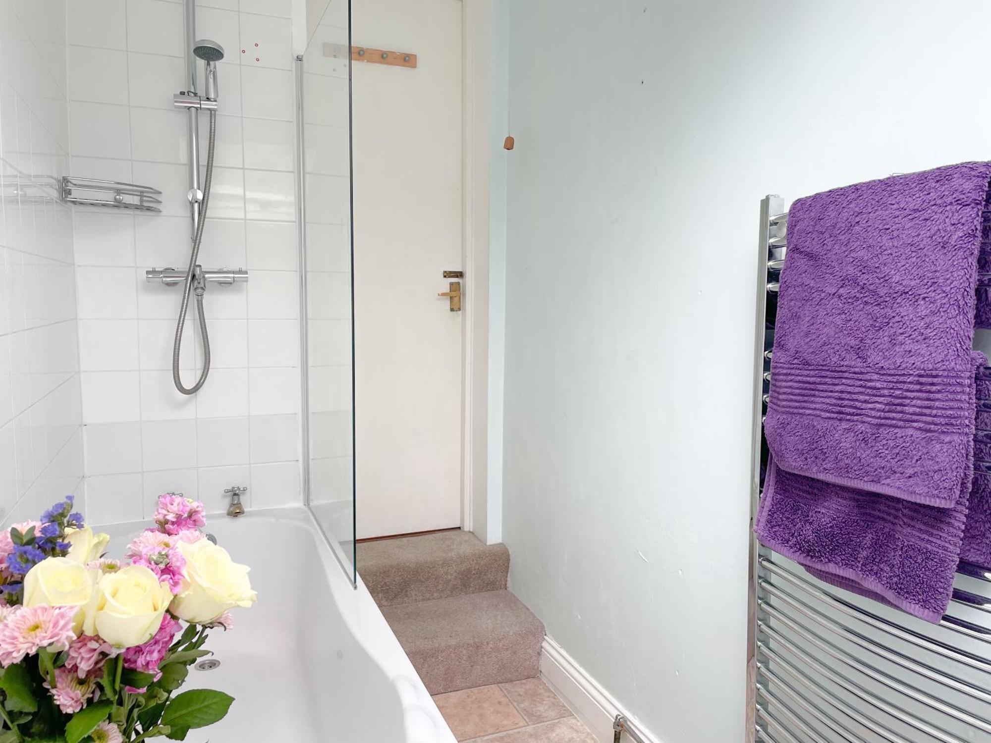 The Victoria - Quaint Victorian With Free Parking Апартаменты